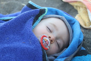 医院代生孩子睡觉发烧怎么办